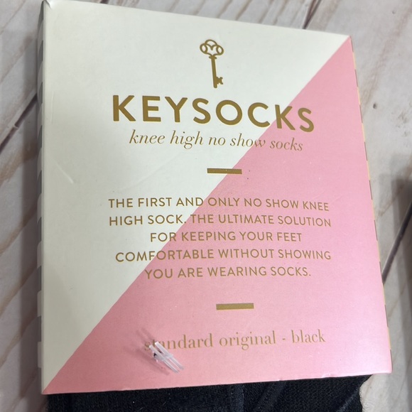 NWT Keysocks Knee High No Show Socks Any Shoe Black and Mint Green - Picture 4 of 8